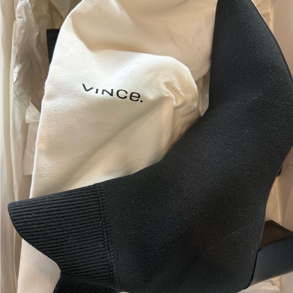Vince Black  Luna Sock Boot EUC. Sz 8 - Picture 10 of 10